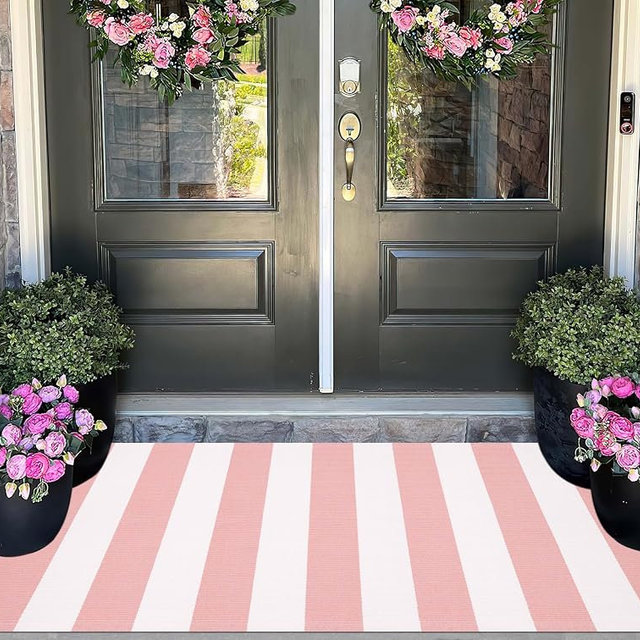 Pink White Outdoor Rug 2'x4',Striped Front Porch Rug Machine Washable Front Door Mat Entryway Throw Rug for Front Porch Indoor Outdoor Doormat