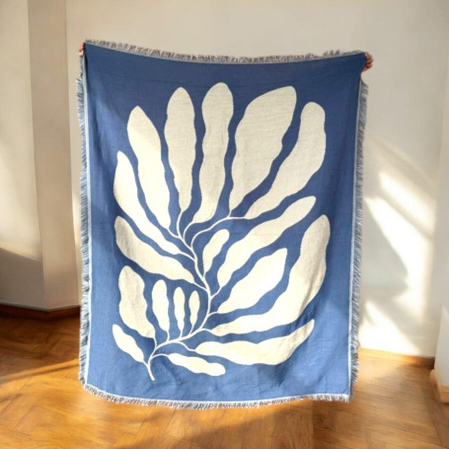 Blue white Matisse inspired leaf throw blanket, Modern minimalist design, Sofa cuddle chair throw, Stylish cosy blanket, Handmade woven