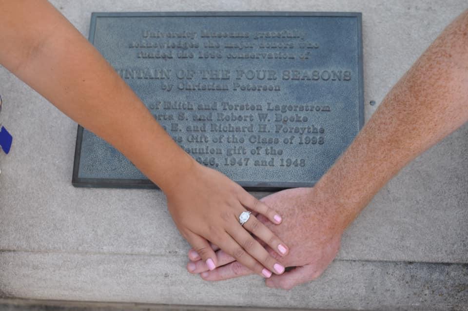The Wedding Website of Makayla Villela and Tannor Kinder