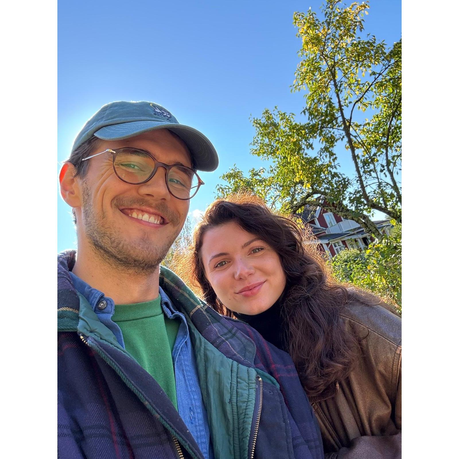 Octavia's first time visiting Simon's grandparents