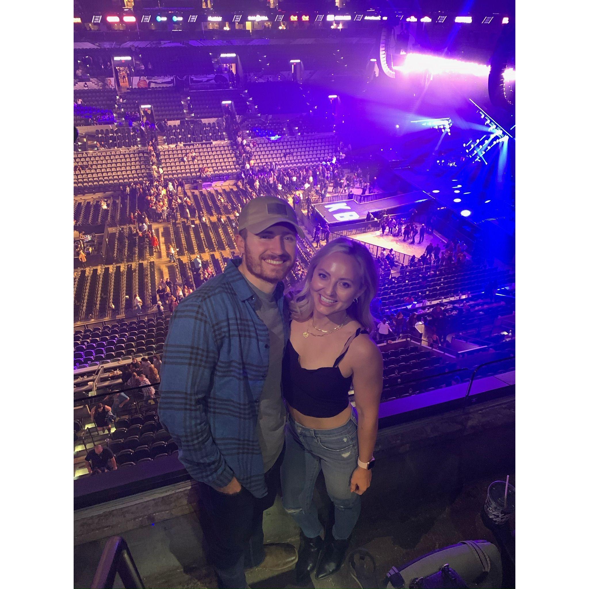 Kyle successfully turning Sara into a country music girl with a surprise weekend trip to San Antonio to see Kane Brown.