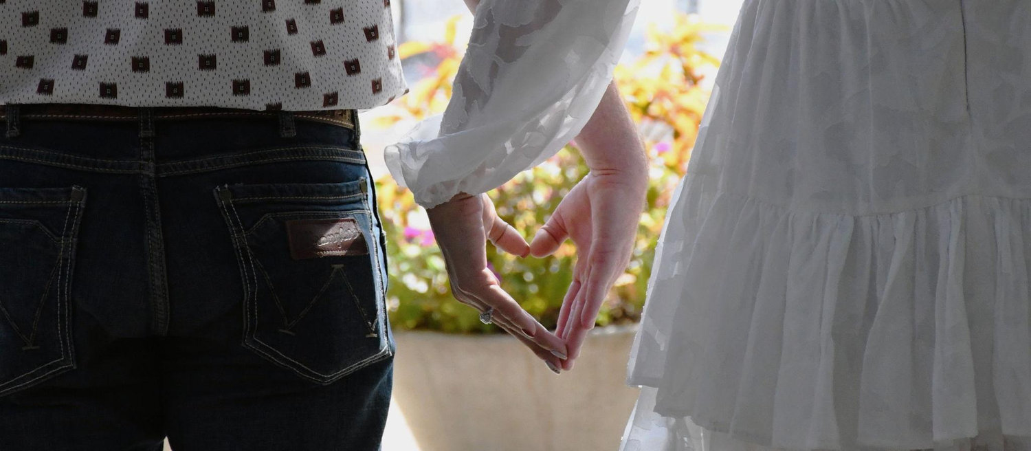 The Wedding Website of Abigail Zepeda and Douglas Glover