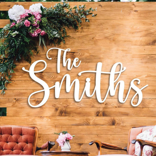 The Last Name Wood Sign | Custom Wooden Name Sign | Wedding Family Last Name Sign | Custom Last Name | Hedge Backdrop Sign / Backdrop Name