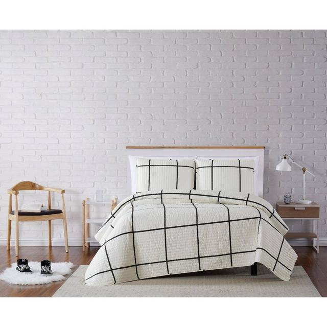 Truly Soft Everyday King Kurt Windowpane Quilt Set Ivory/Black