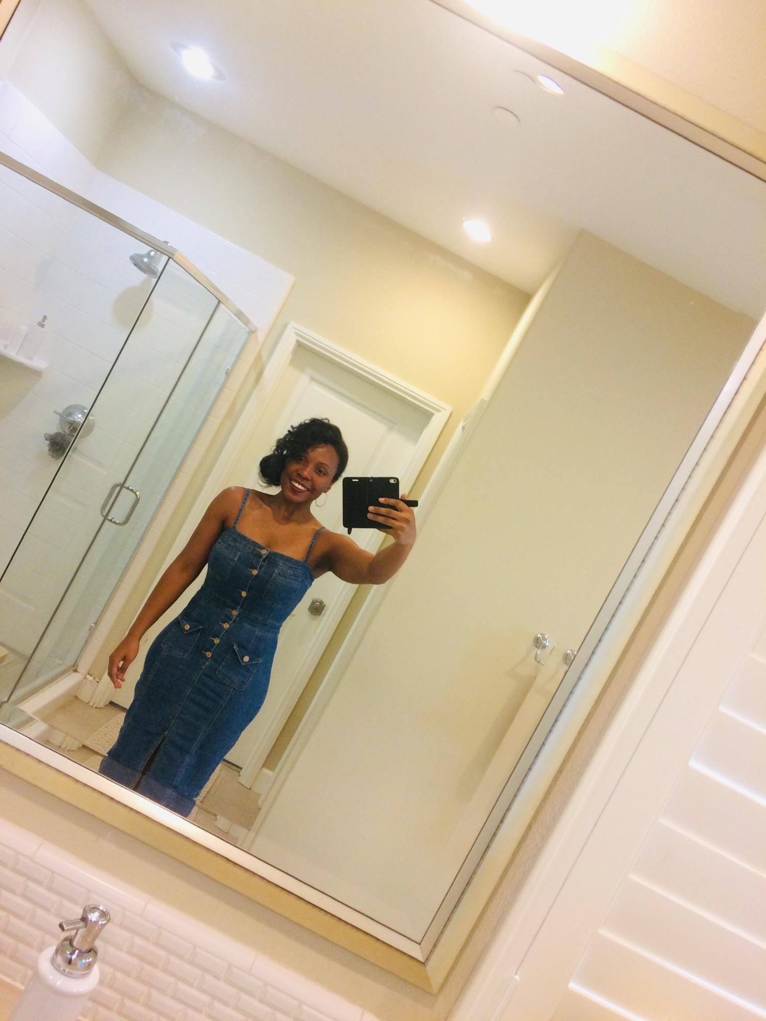 Dana getting ready for our first date🤩 (Irvine, CA)