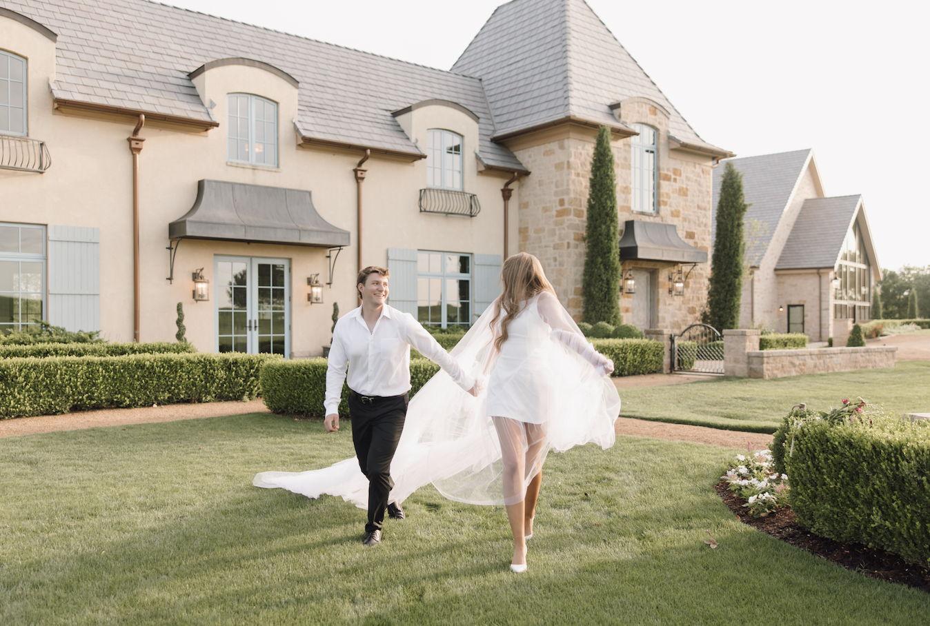 The Wedding Website of Samantha Hames and Gavin Kalinski