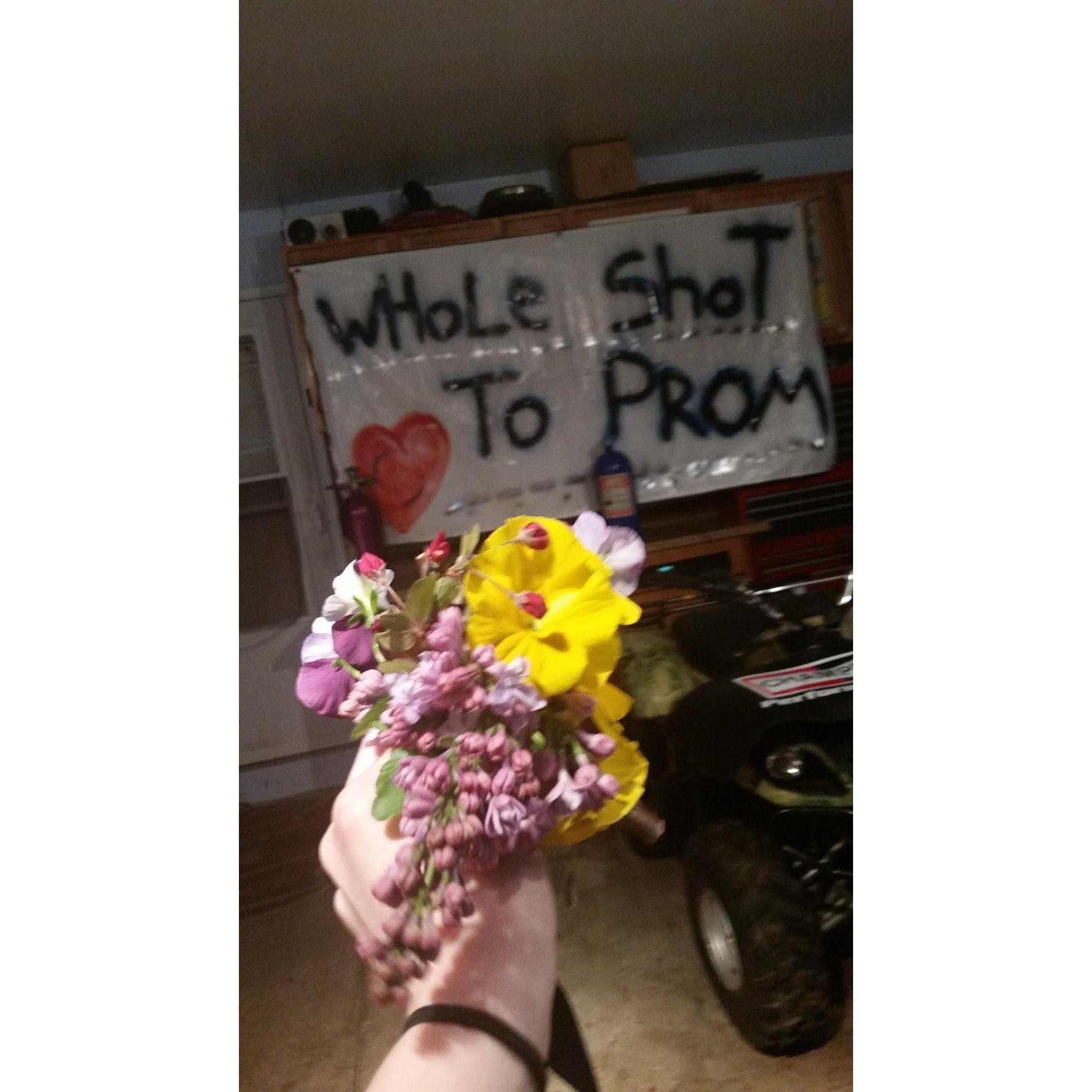 How he asked me to prom!