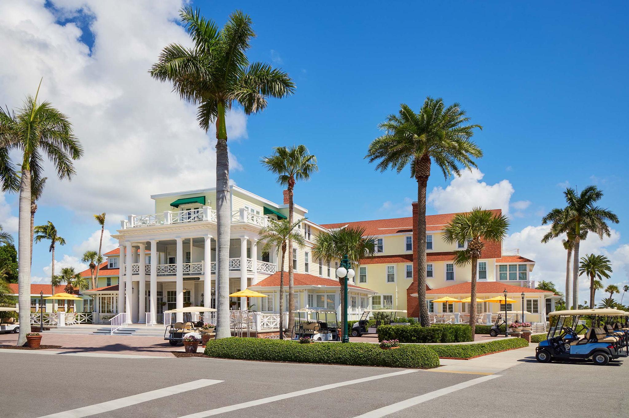 The Wedding Website of Gracie Crowley and McKnight Carr