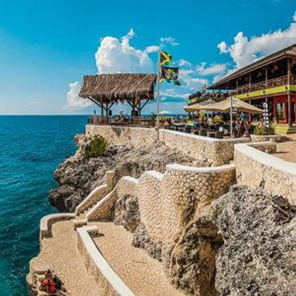 Honeymoon Activity: Visit Rick's Cafe