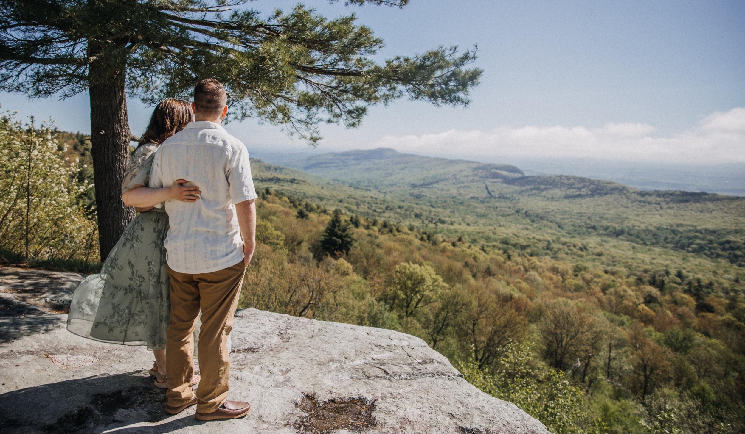 The Wedding Website of Valen Kester and Michael Egan