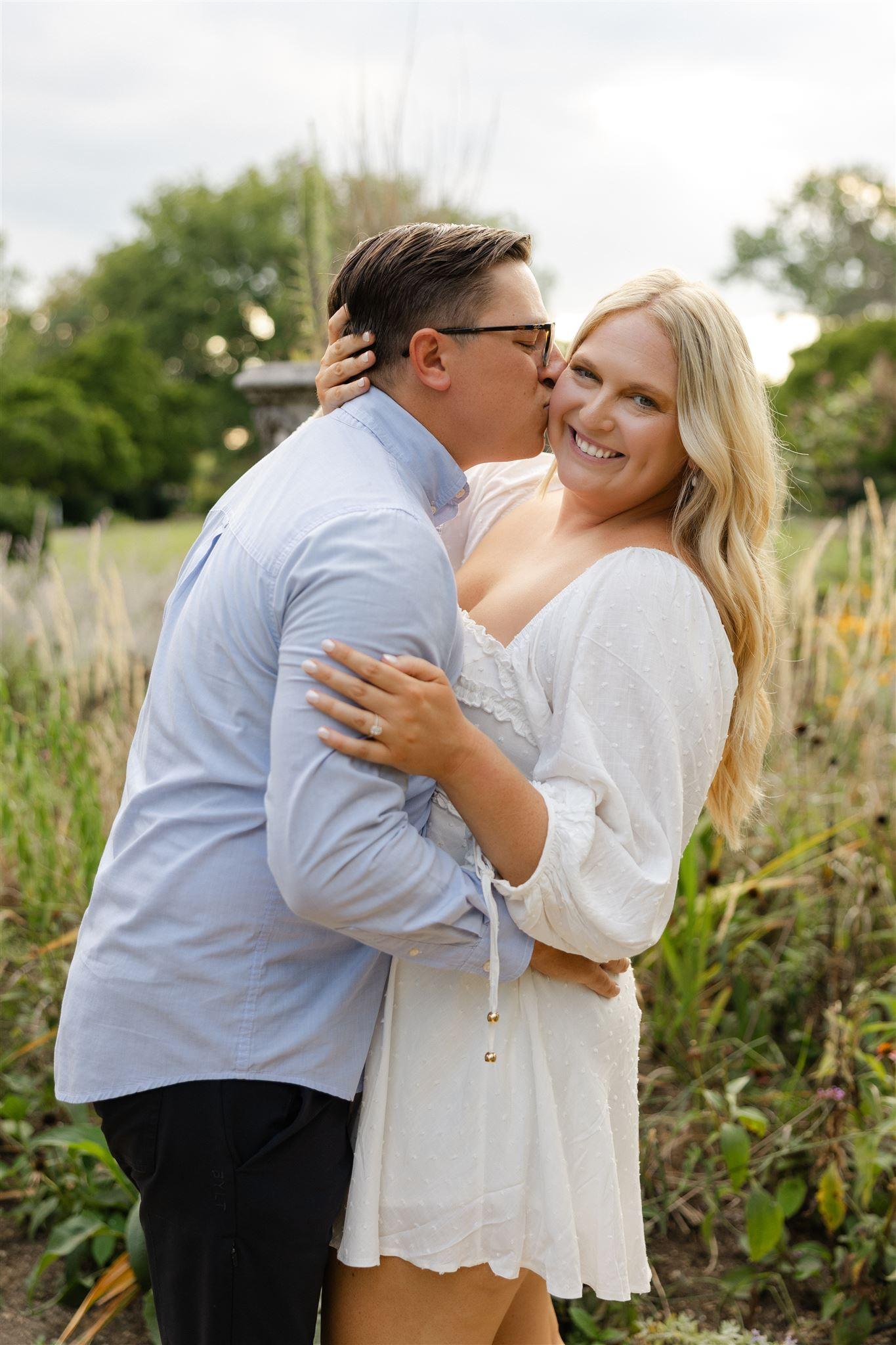 The Wedding Website of Laura Gunkel and Samuel Sketch