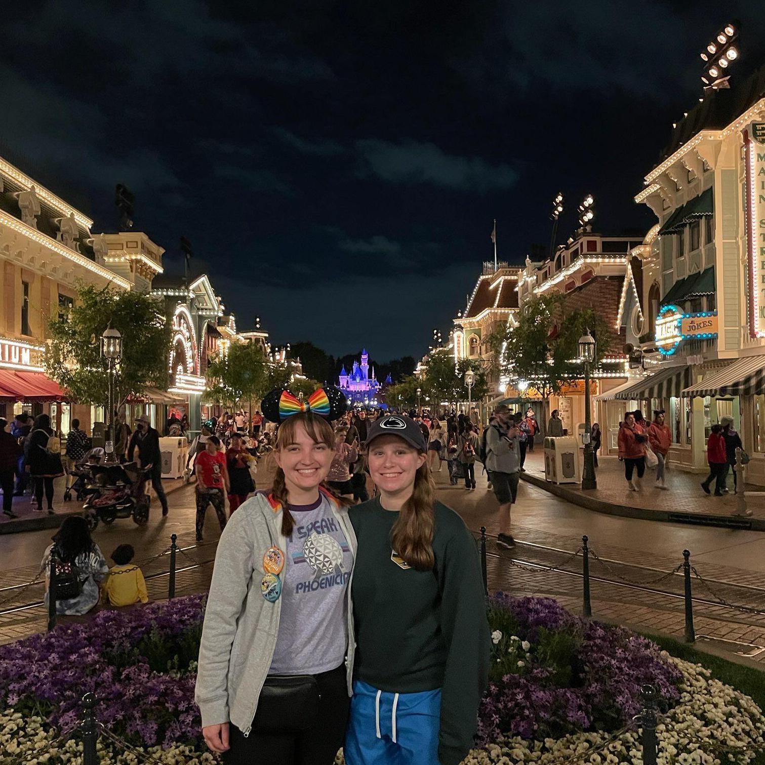 Mandi & Kim go to Disneyland! Kim made it the whole day, from Rope Drop to almost closing!