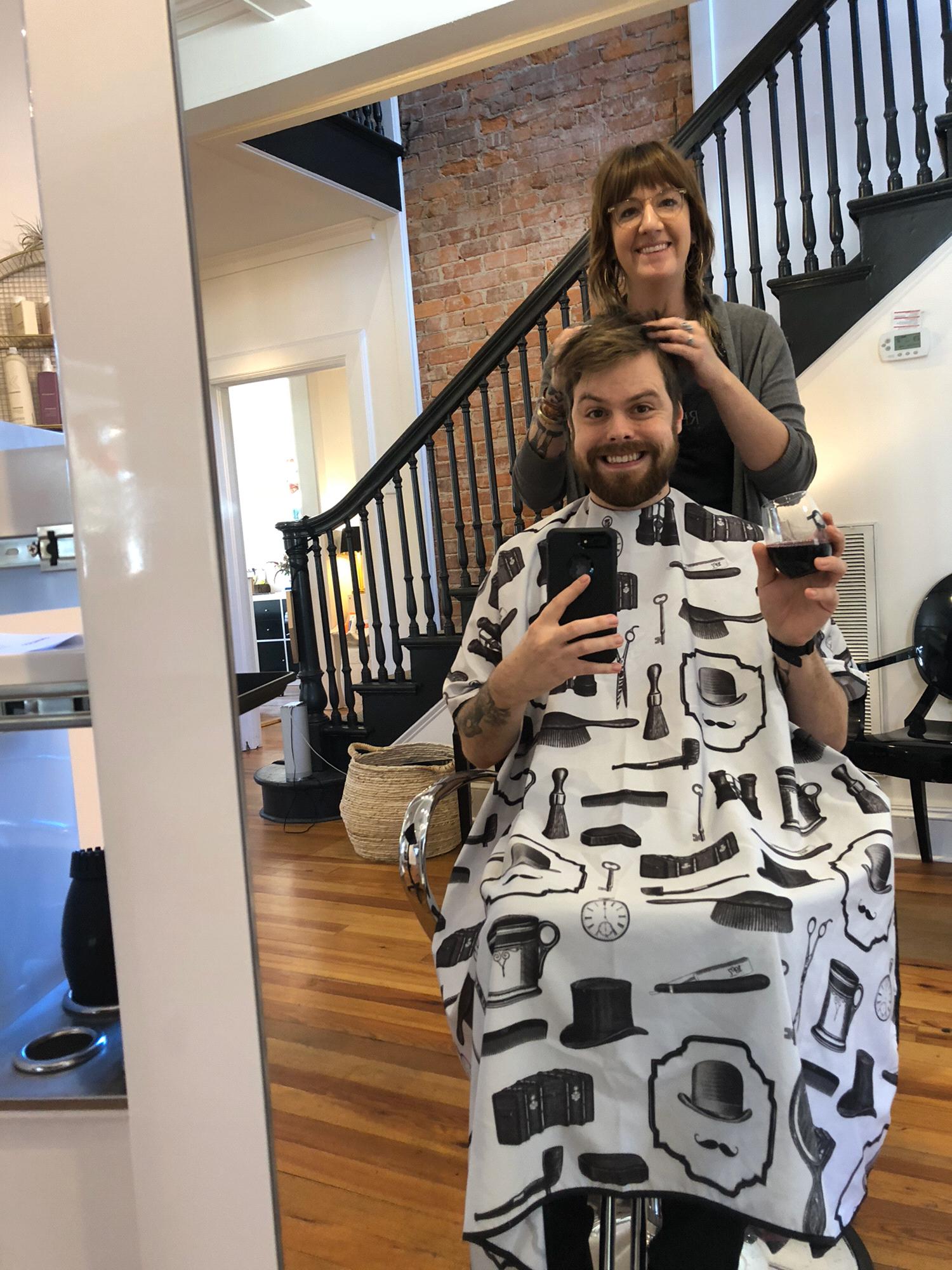Bridesmaid Hannah keeping me fresh.