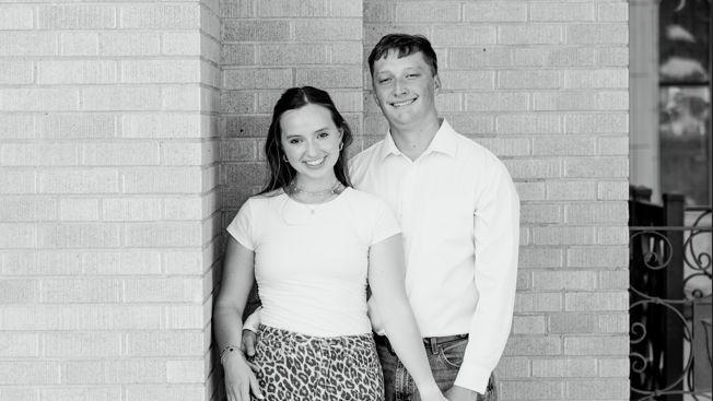 The Wedding Website of Amberlie Davis and Tate Curry
