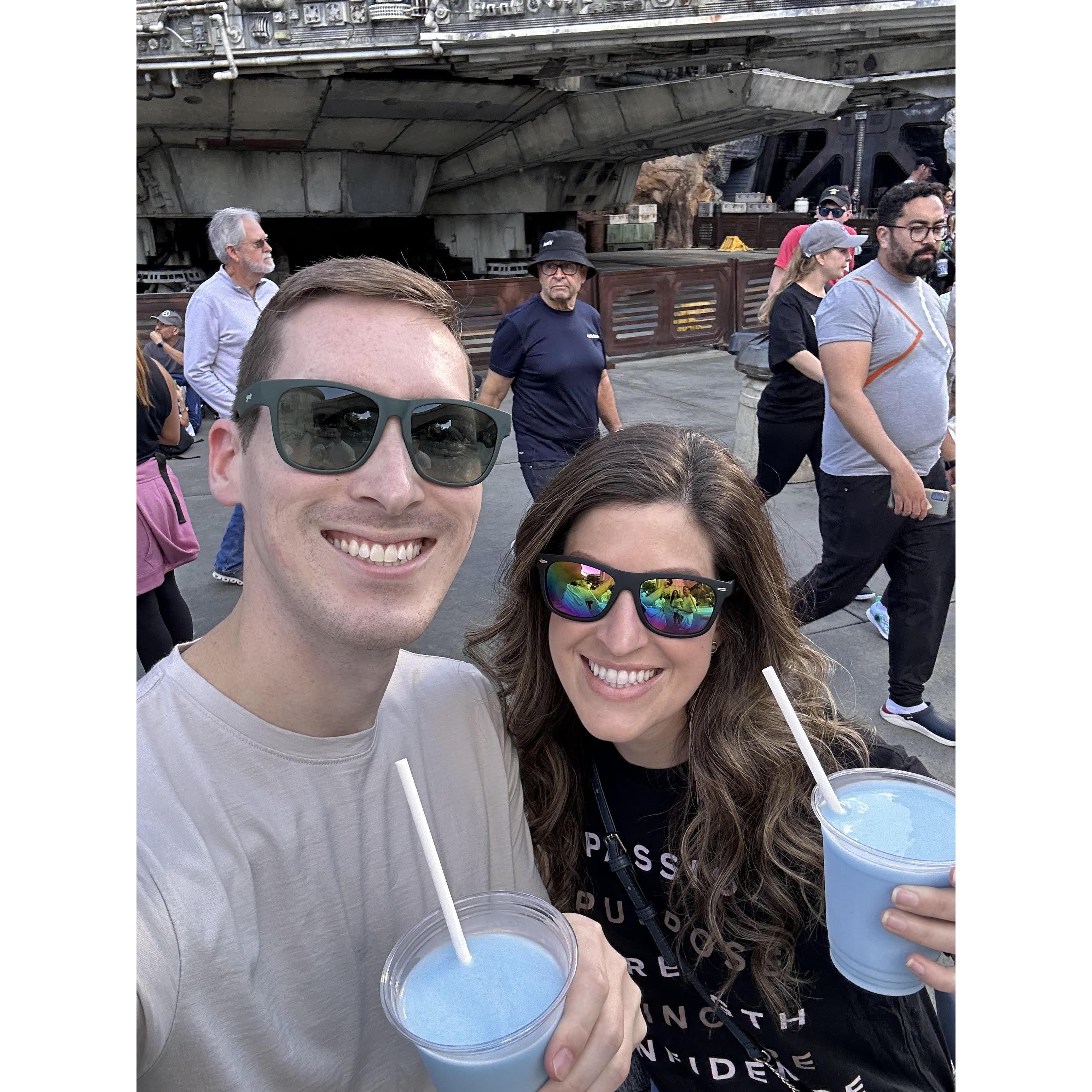 Seeing the Millennium Faclcon in person... with blue milk