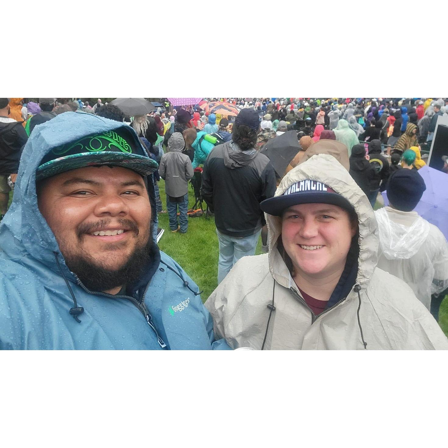 Rain or shine Salt and Pepper like to play. Stick Figure Concert