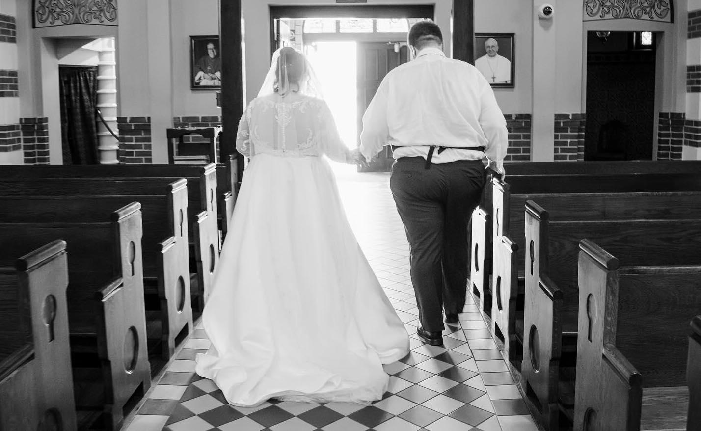 The Wedding Website of April Krahl and Louis Krahl