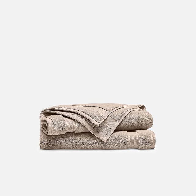 Brooklinen Super-Plush 100% Turkish Cotton Hand Towels - Set of 2-770 GSM, Highly Absorbent, Machine Washable, Perfect for Home & Bathroom (20" x 30", Oak)