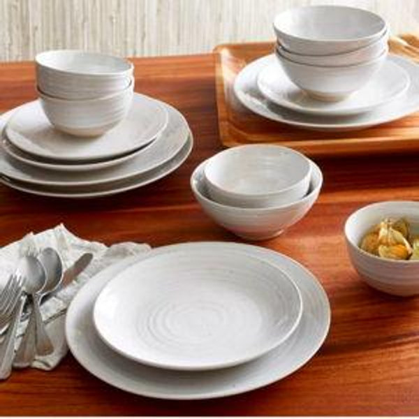 16pc Dinnerware Set White