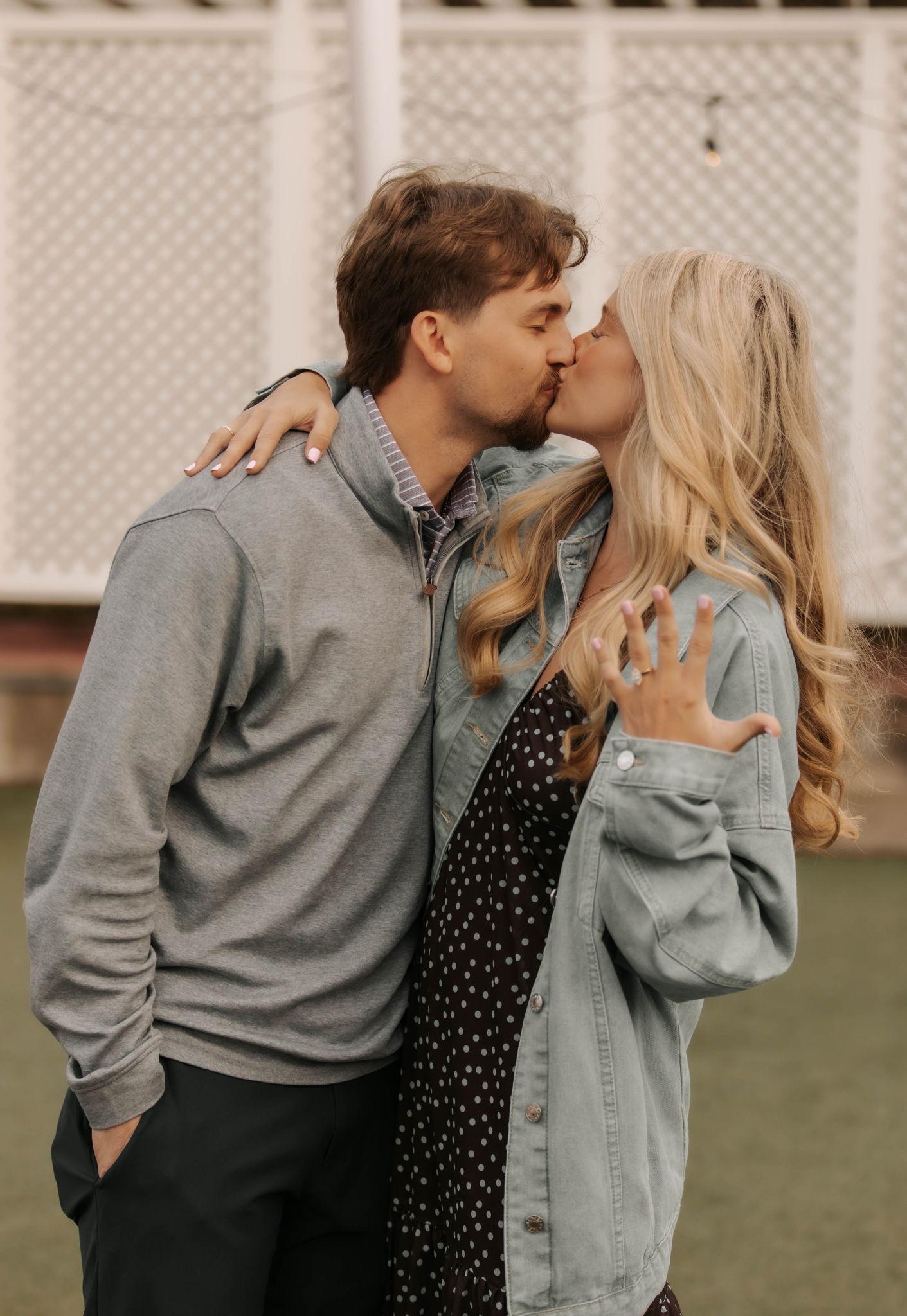 The Wedding Website of Tori Whillock and Sam Hunt