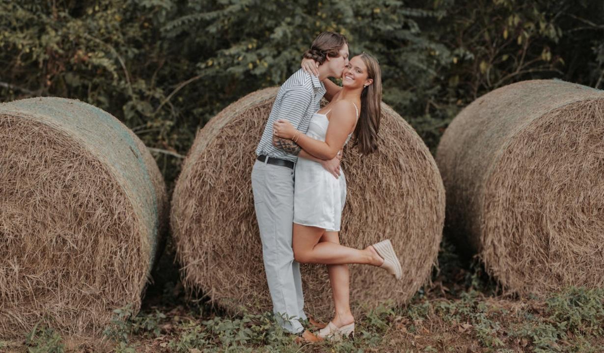 The Wedding Website of Ashlynd Combs and Cameron Moody