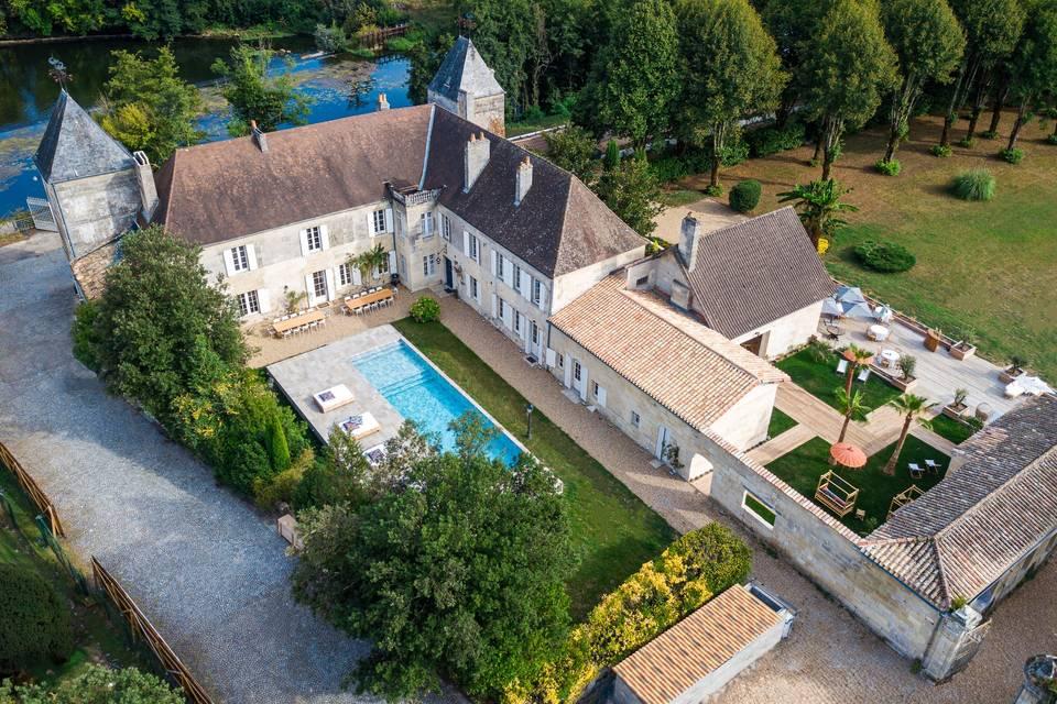 The Wedding Website of Divya Thomas and Thomas Ferry