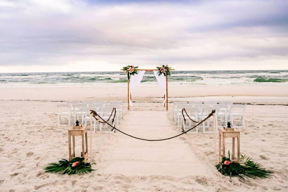 The Wedding Website of Laura Williams and Christopher Kline