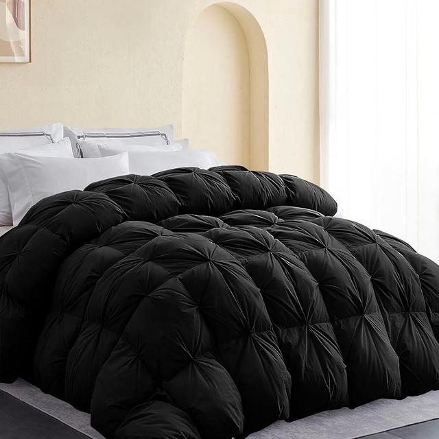 SNOWMAN All-Season 75% Down Comforter King Size, Pinch Pleat Duvet Insert with 8 Corner Tabs, Medium Warm Bed Comforter, Soft and Durable Down Proof Cotton Blended Fabric (Black, 106"x90")