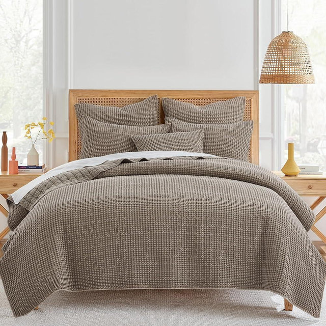 Levtex Home - Mills Waffle - Full/Queen Quilt Set - Cocoa Cotton Waffle - Quilt Size (88 x 92in.), Sham Size (26 x 20in.)