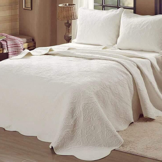Cozy Line Home Fashions Victorian Medallion Solid Ivory Matelasse Embossed 100% Cotton Bedding Quilt Set,Coverlet,for Bedroom/Guest Room (Blantyre - Ivory, Oversized King - 3 Piece)