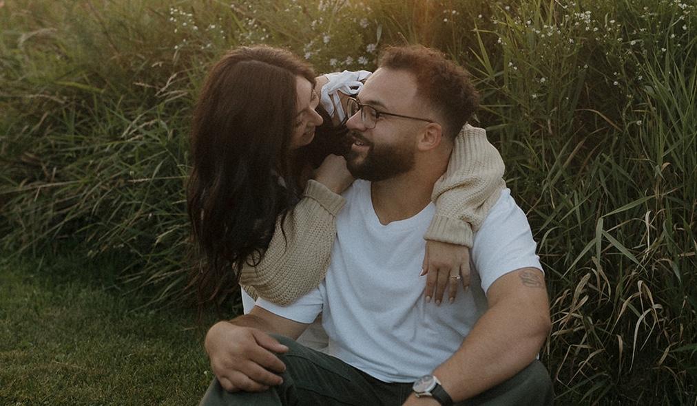 The Wedding Website of Samantha Eisenhauer and Tyler Krimpelbein
