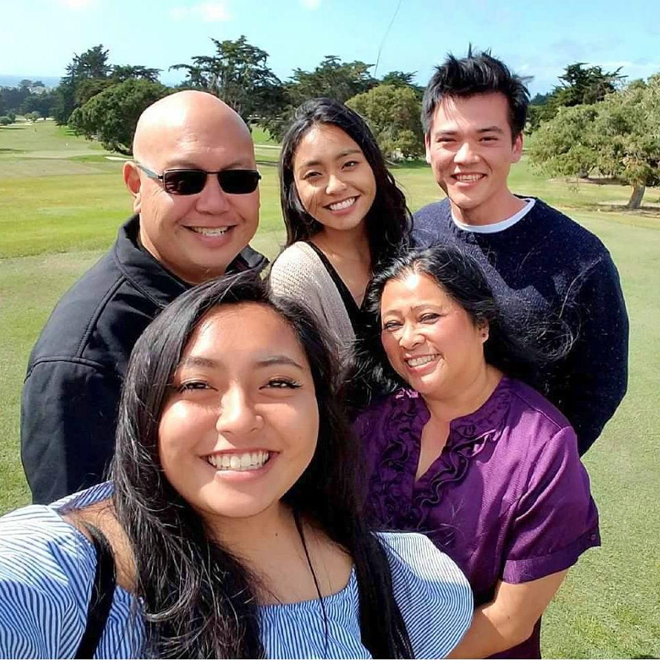 Mother's Day Brunch 2018 with Alyssa's mom Grace, dad Joe, and twin sister Marisa.