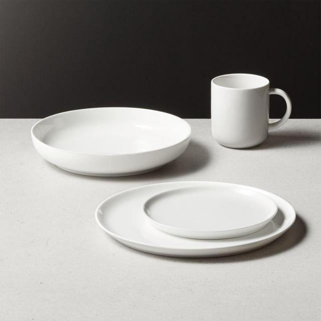 Contact 4-Piece White Place Setting with Pasta Bowl