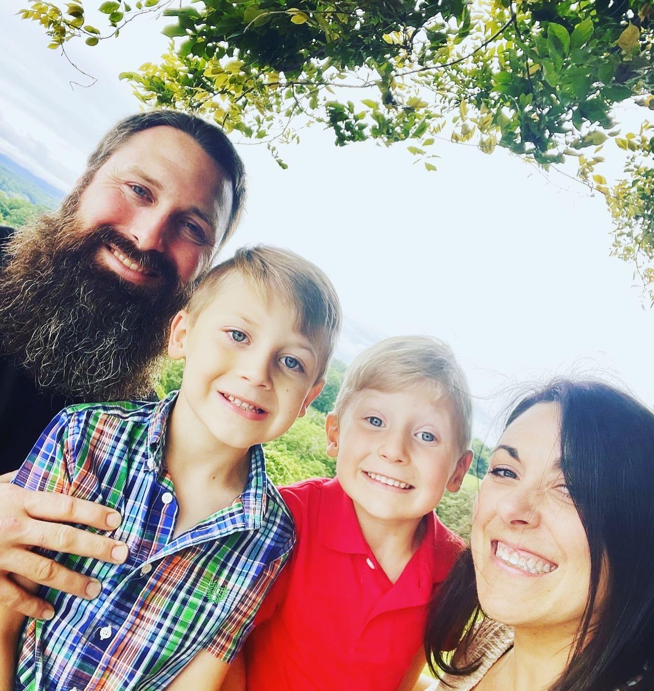 The Wedding Website of Shelley Welch and Graham Norris