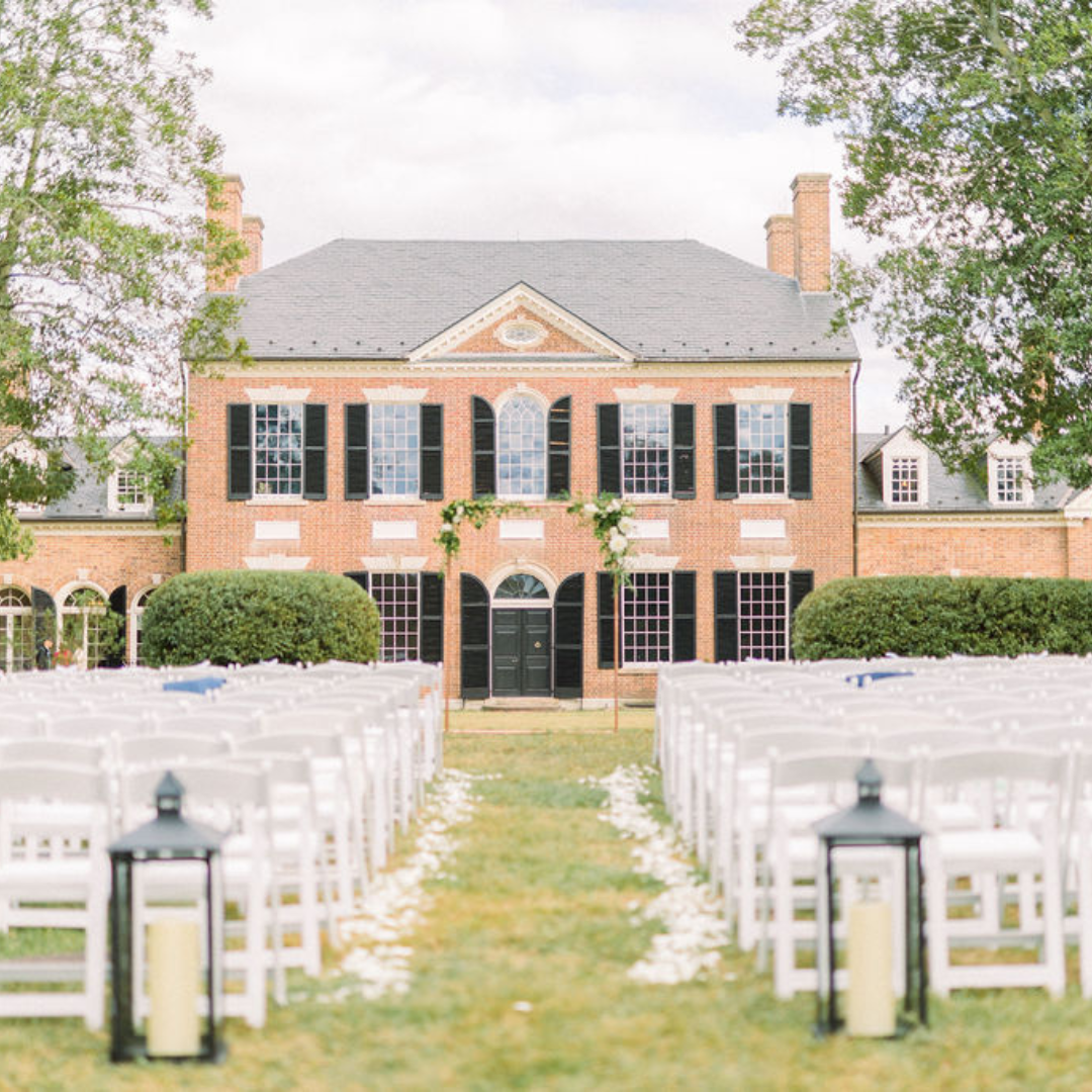 The Wedding Website of Mariana LaFianza and Michael Burnet