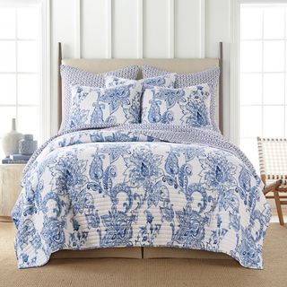 Bennett 3-Piece Reversible Quilt Set