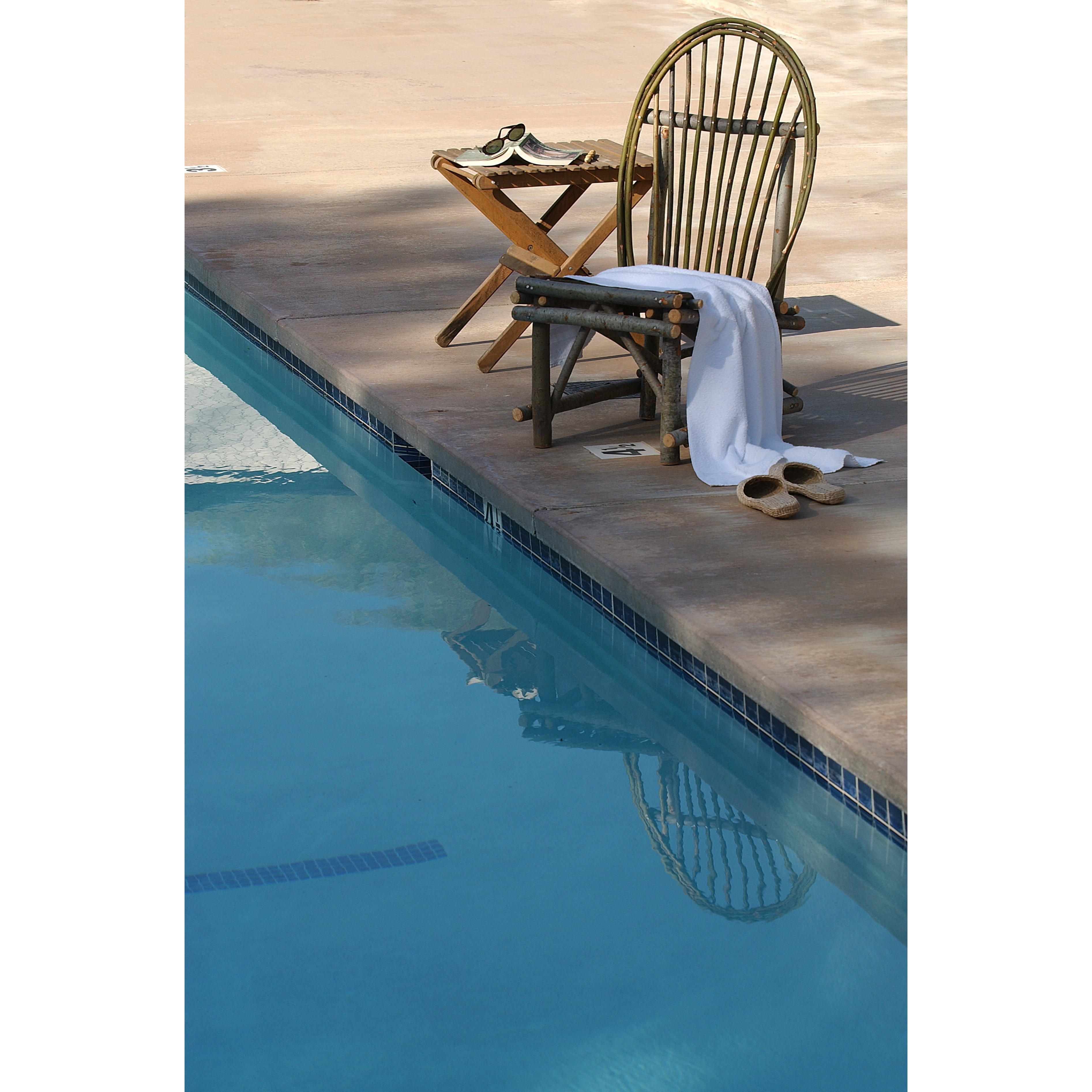Pool at El Capitan