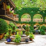 TLAQUEPAQUE Art & Shopping Village