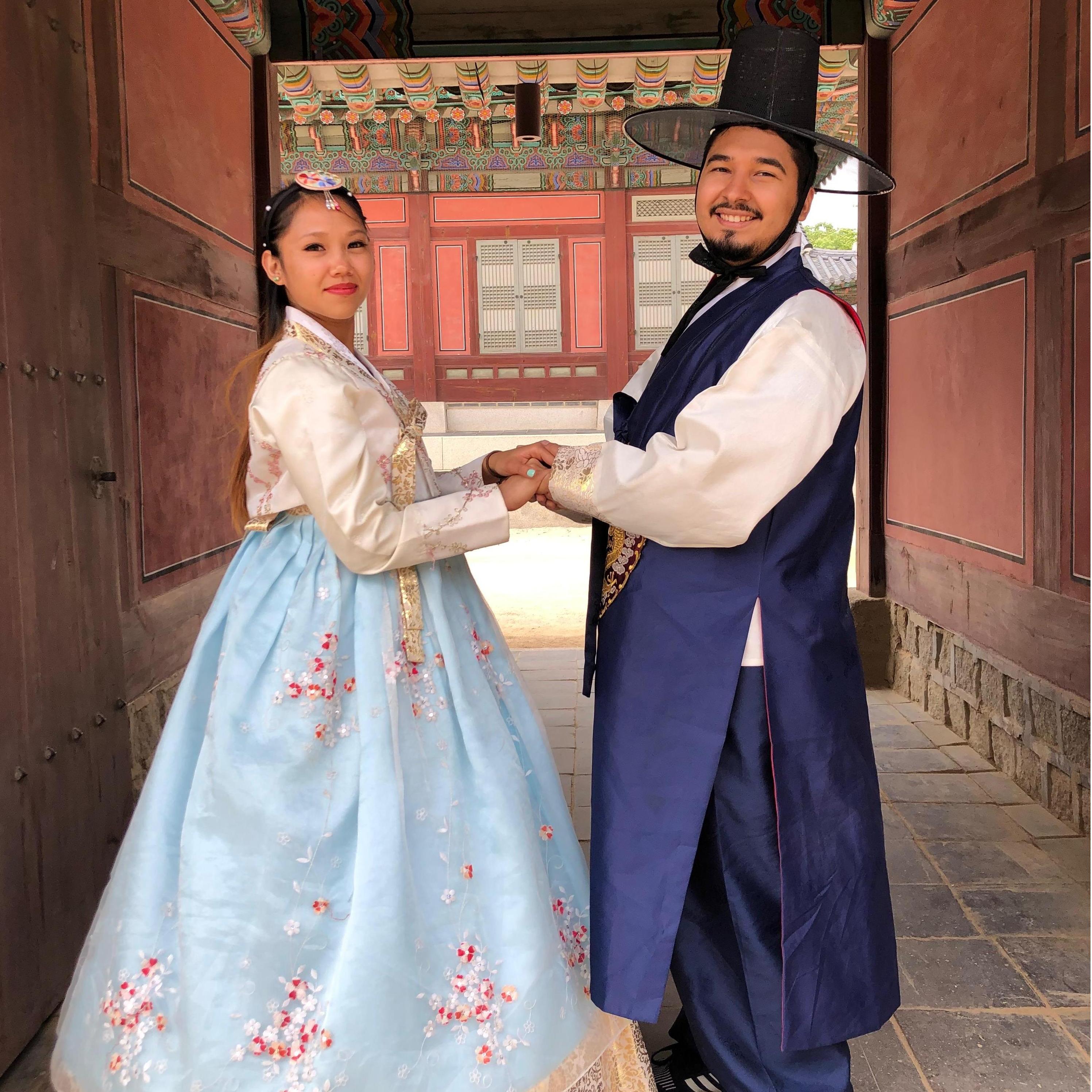 Being a tourist in Korea Palace.