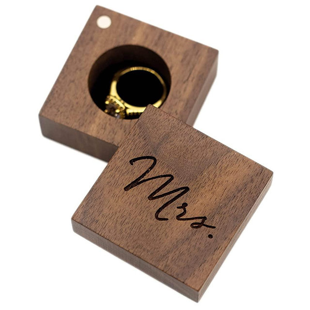 MUUJEE Mrs Wood Ring Box - Wooden Ring Holder for Engagement Proposal Wedding Ceremony Ring Bearer Box Anniversary Christmas Gift for Wife