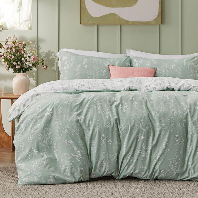 Bedsure Duvet Cover King Size Reversible Floral Duvet Cover Set with Zipper Closure, Light Green, 3 Pieces, 1 Spring Duvet Cover 104''x90'' with 8 Corner Ties & 2 Pillow Shams 20''x36''