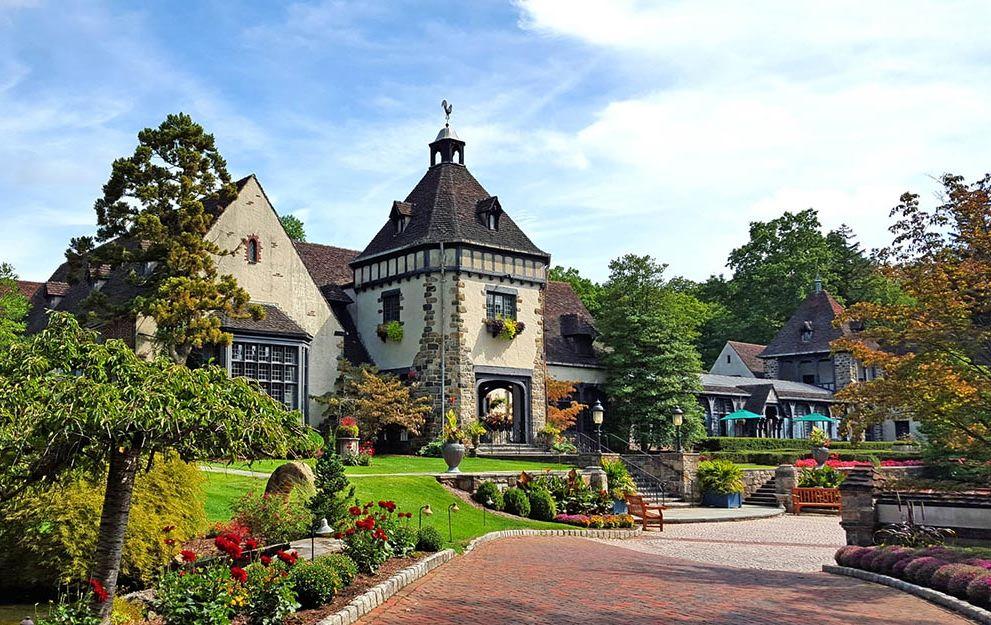 The Wedding Website of Kristen Caroselli and Kevin Murray Jr.