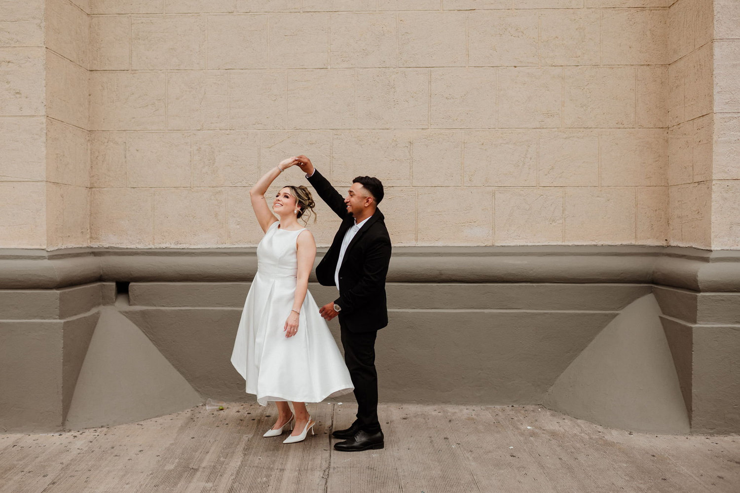 The Wedding Website of Adriana Castillo and Ernesto Dimas