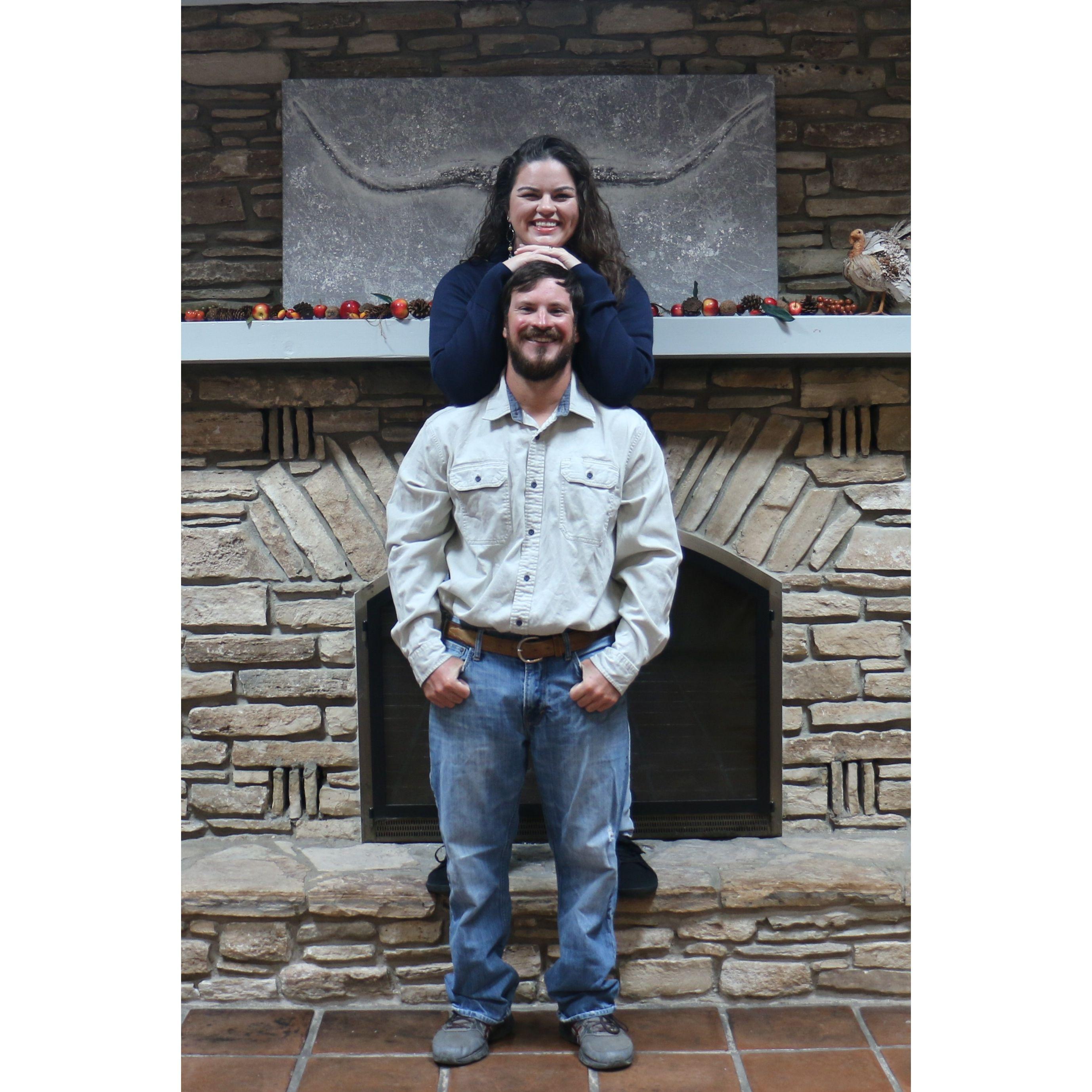 Thanksgiving pictures with Tracy's family.