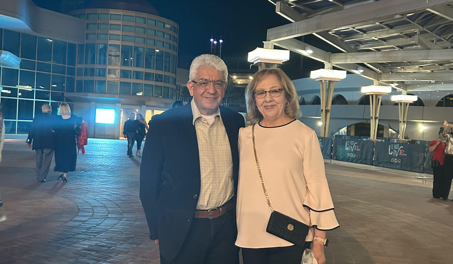 Lourdes Romo and Rodolfo M. Romo's Wedding Website