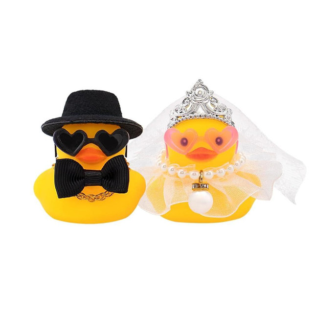 wonuu Pair Set of 2 Bride and Groom Rubber Ducks for Wedding Favors, Party Favors, Ceremony Gift Set, Marriage Souvenir, Marry Blessings, Aniversary Present, White Dess with Veil&Soft Top Hat