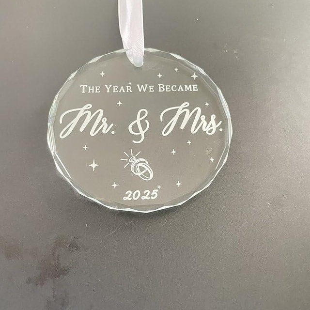 Rehenbsem Wedding Gifts for Couples 2025 - Mr and Mrs - Bridal Shower Gifts - Cool Bridal Shower Gifts - Bridal Shower Gifts for Bride - Personalized Wedding Gifts (The Year We Became)