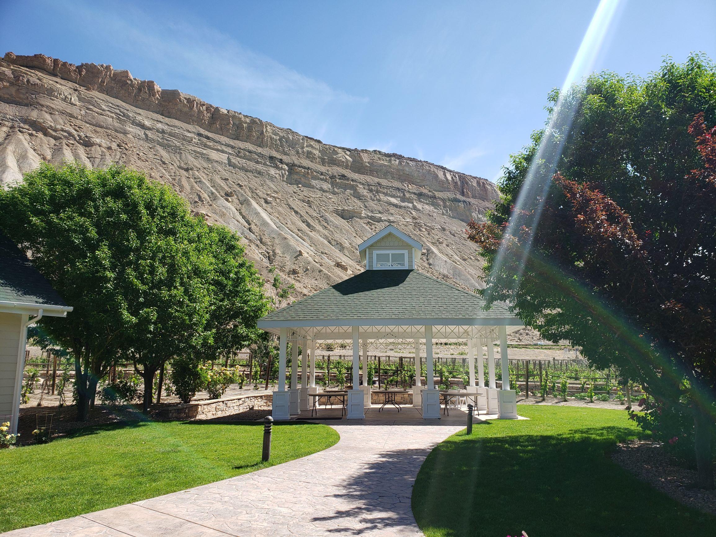 The Wedding Website of Elizabeth Bailey and Michael Schuster