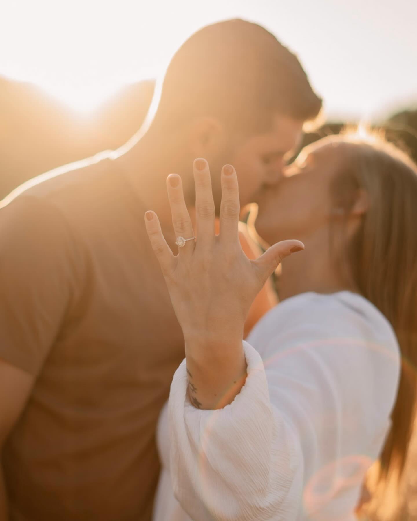 The Wedding Website of Emilee Schimpa and Justin Woodley