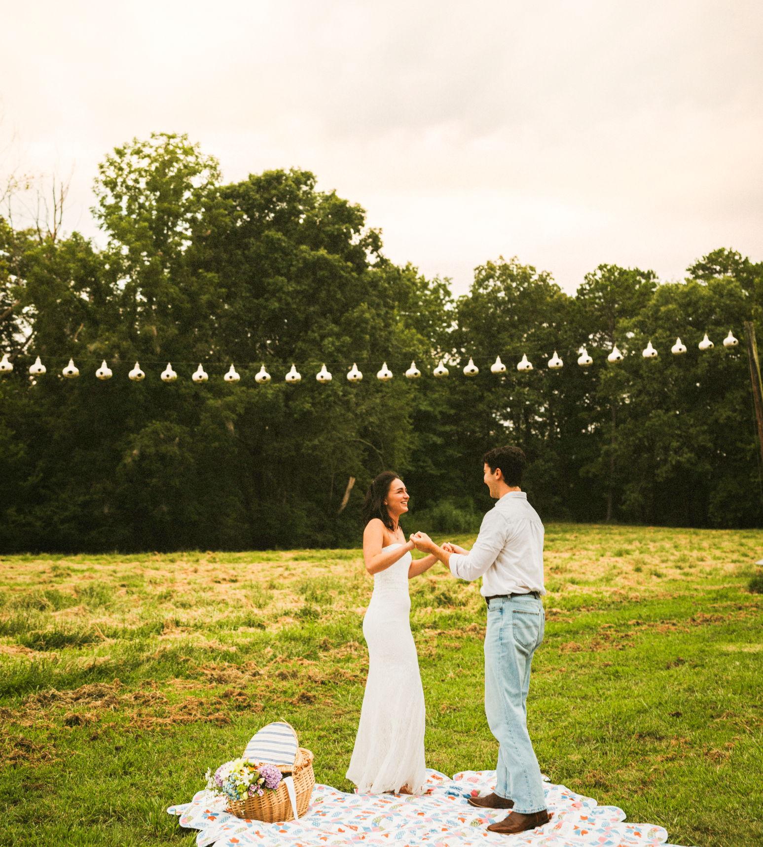 The Wedding Website of Elise Caylor Holcomb and James Logan Joiner